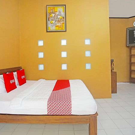 Oyo 90229 Fidel Caestro Homestay Kotadalem Dış mekan fotoğraf